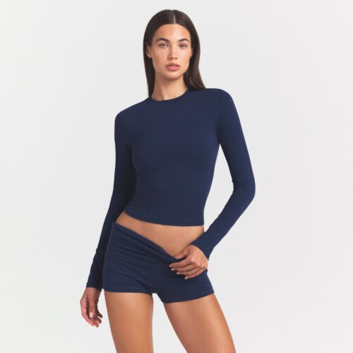 LONG SLEEVE T-SHIRT
