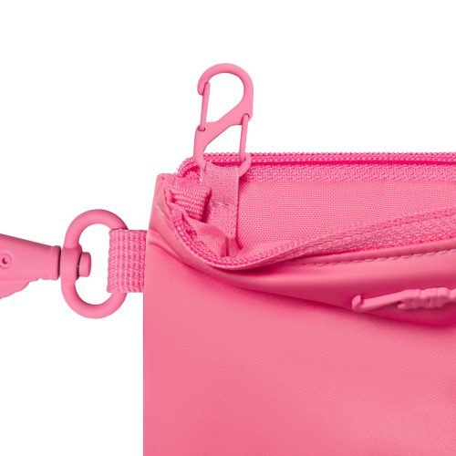 CLIPPABLE POUCH