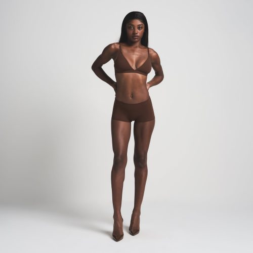BOY SHORT