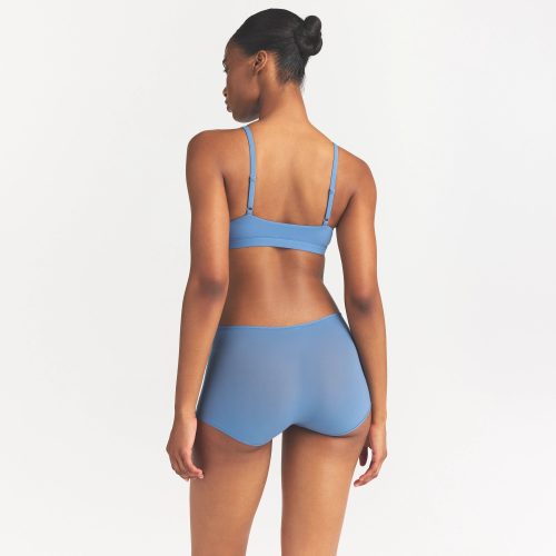 BOY SHORT