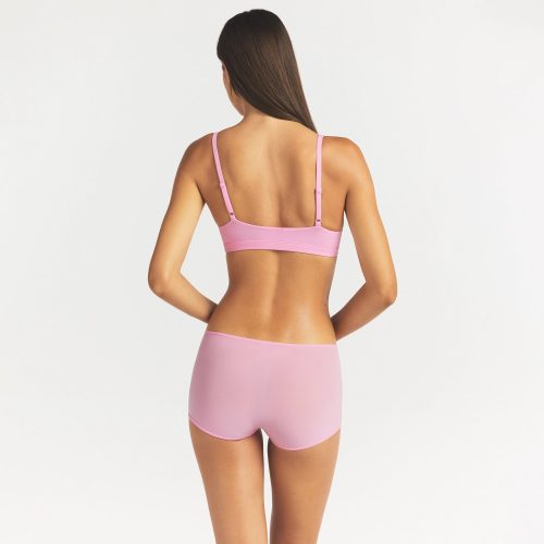 BOY SHORT