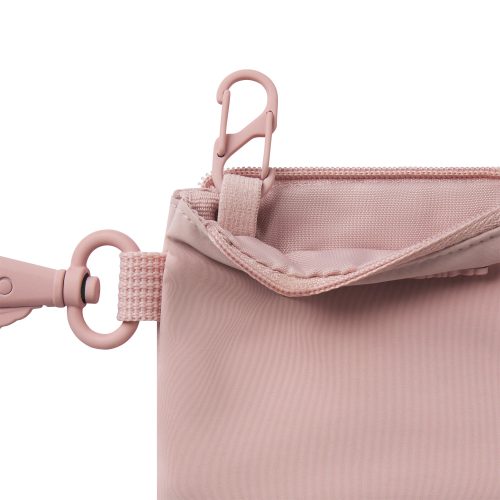 CLIPPABLE POUCH