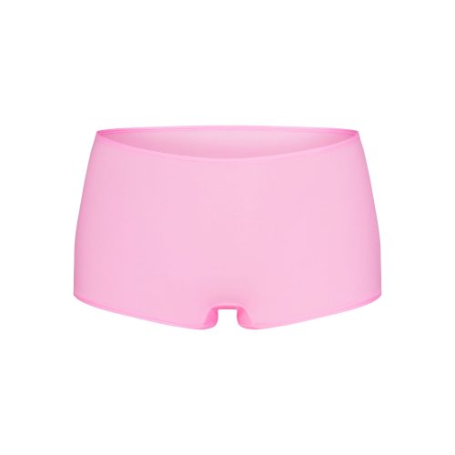 BOY SHORT