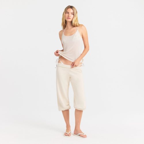 SLINKY KNIT CAMI | BUFF ON A MODEL FRONT VIEW @ | FOCUS: 0.0, 1.0, 0.9
