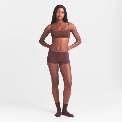 BOY SHORT