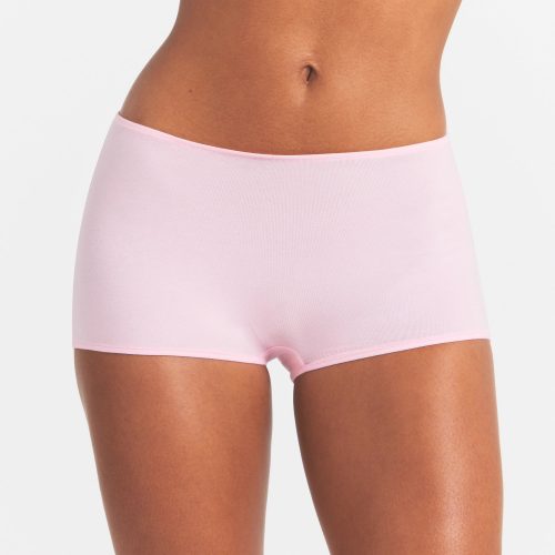 BOY SHORT